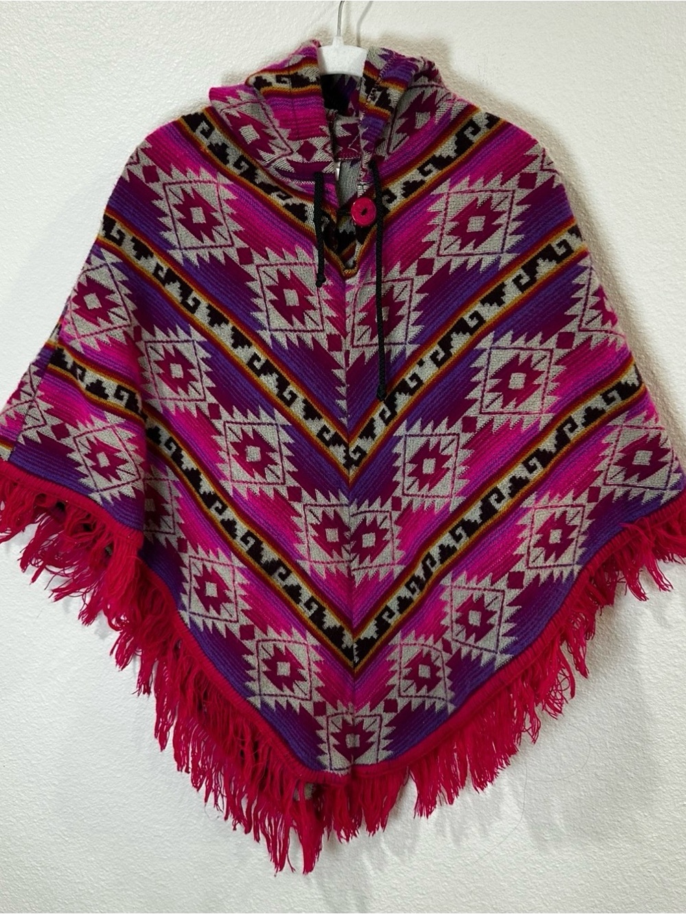 GirlsVibrant Aztec Fringe Poncho in Pink & Purple size 8